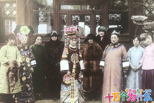 溥仪的弟媳是谁?为什么有好几个情人? 溥仪的弟媳是谁?为什么有好几个情人?