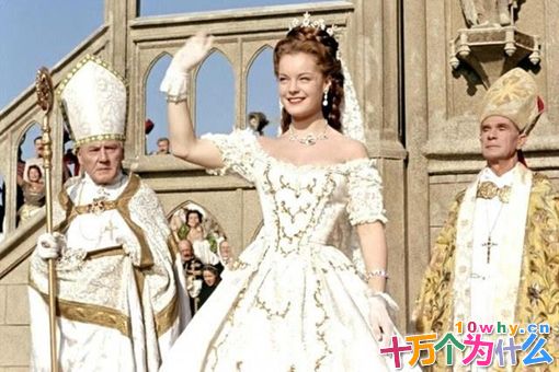茜茜公主是如何变成欧洲最美皇后的? 茜茜公主是如何变成欧洲最美皇后的?