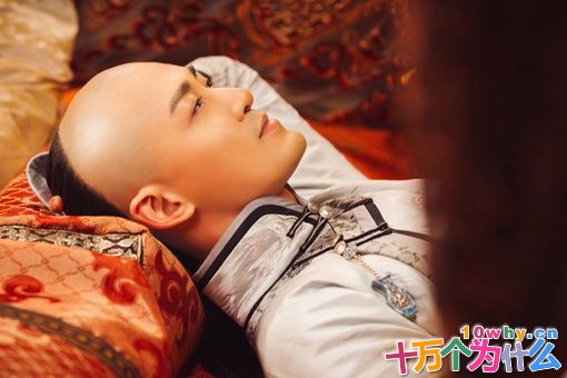 皇太极和努尔哈赤谁比较厉害?谁的功劳较大? 皇太极和努尔哈赤谁比较厉害?谁的功劳较大?