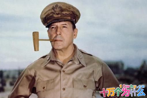 麦克阿瑟为何要退出政治舞台?这与杜鲁门有什么关系?