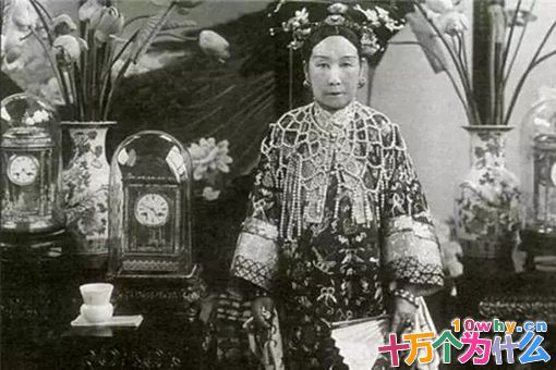 慈禧年轻真实照片公开 慈禧太后竟是位大美女? 慈禧年轻真实照片公开 慈禧太后竟是位大美女?