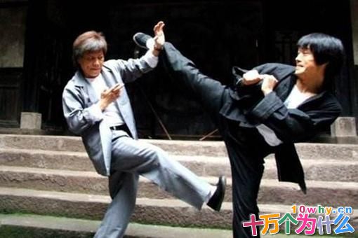 李小龙创立的截拳道,为何不能成为现代武术典范? 李小龙创立的截拳道,为何不能成为现代武术典范?