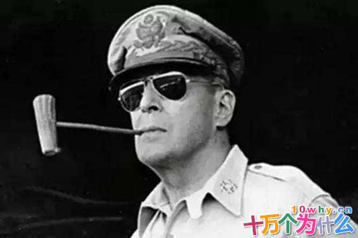 麦克阿瑟离开日本时为何日本民众念念不忘?麦克阿瑟控制日本的6年里做了什么? 麦克阿瑟离开日本时为何日本民众念念不忘?麦克阿瑟控制日本的6年里做了什么?