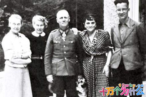 隆美尔被逼自杀后,他的遗孀和子女后来的人生是怎样的? 隆美尔被逼自杀后,他的遗孀和子女后来的人生是怎样的?