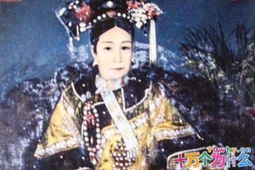 慈禧实际掌权清朝多少年?为什么没人能限制慈禧的权利? 慈禧实际掌权清朝多少年?为什么没人能限制慈禧的权利?
