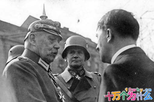 让希特心中最发怵的人是谁?希特勒在他面前连头都不敢抬 让希特心中最发怵的人是谁?希特勒在他面前连头都不敢抬