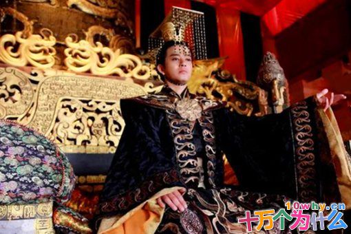 后周开国皇帝郭威是个怎样的人?他为什么要传位异姓养子? 后周开国皇帝郭威是个怎样的人?他为什么要传位异姓养子?