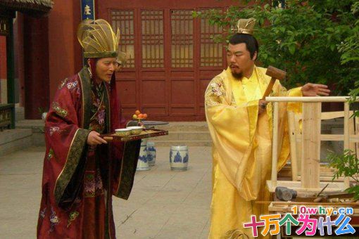 明朝时期,朱由校为什么把皇位传给弟弟?