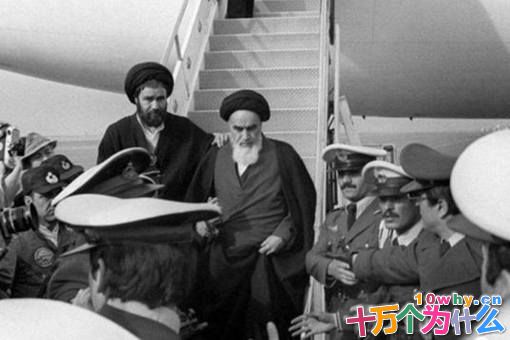 霍梅尼14年的流放生涯都做了些什么事?霍梅尼理论是什么理论?