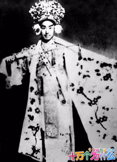 弘一法师简介 弘一法师的故事 弘一法师简介 弘一法师的故事