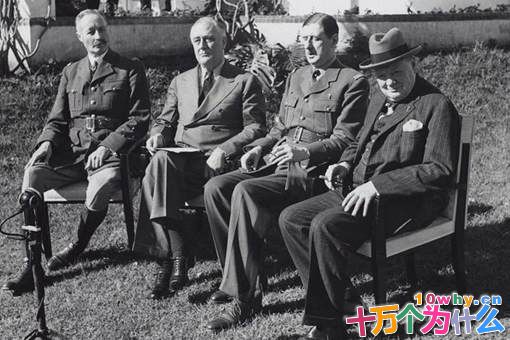 戴高乐是怎样将法国重振辉煌的?又是怎样走下名人神坛的?