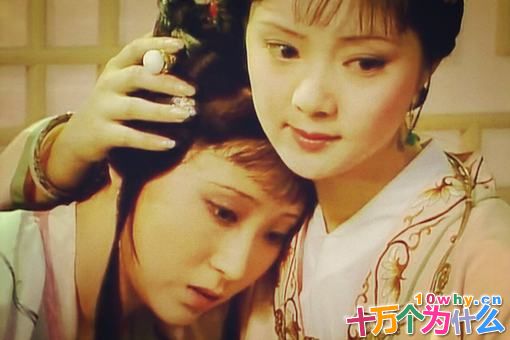 薛宝钗才华横溢,为什么信奉女子无才便是德?