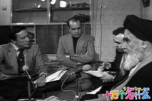 霍梅尼14年的流放生涯都做了些什么事?霍梅尼理论是什么理论?