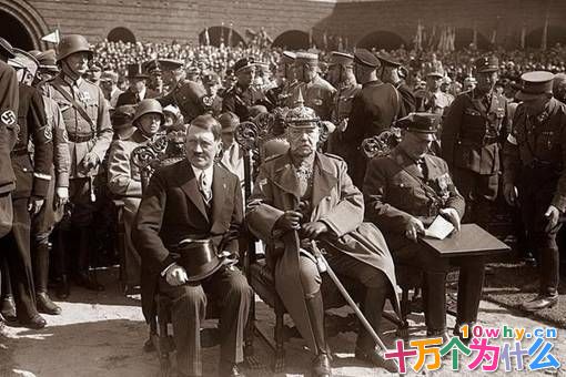 让希特心中最发怵的人是谁?希特勒在他面前连头都不敢抬 让希特心中最发怵的人是谁?希特勒在他面前连头都不敢抬