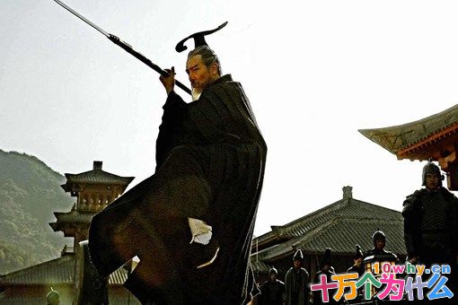 《三国演义》中曹操为什么是一个奸臣?罗贯中是怎样看待曹操的? 《三国演义》中曹操为什么是一个奸臣?罗贯中是怎样看待曹操的?