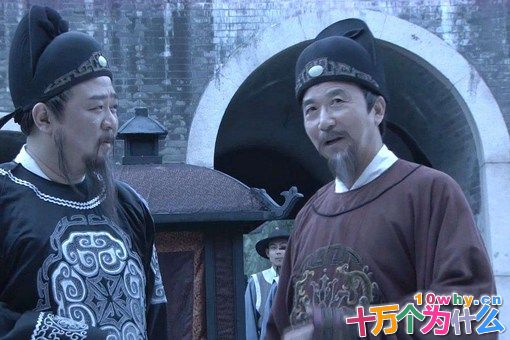 张柬之杀了武则天男宠又逼武则天退位,他的最终下场如何? 张柬之杀了武则天男宠又逼武则天退位,他的最终下场如何?