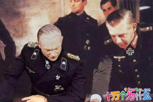 在法国人心中为何戴高乐要比拿破仑更伟大?