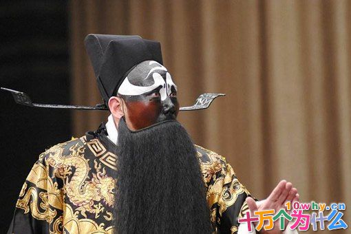 包拯为什么不怕权贵?包拯得罪那么多人为什么没人敢动他?