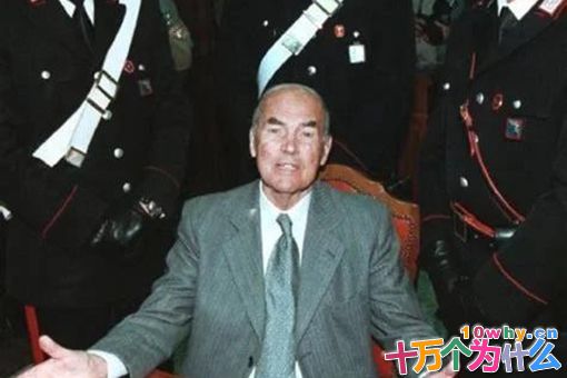 纳粹战犯普瑞布克的结局是怎样的?活了100多岁,最终死无葬身之地 纳粹战犯普瑞布克的结局是怎样的?活了100多岁,最终死无葬身之地