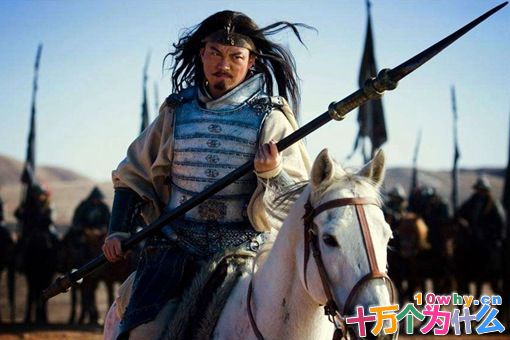 关羽不敌马超赵云,为何排在五虎将之首?
